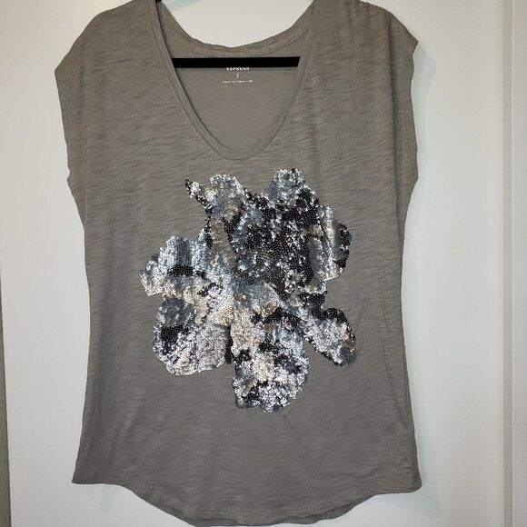 Express M Gray Embellished T-Shirt - Picture 1 of 3